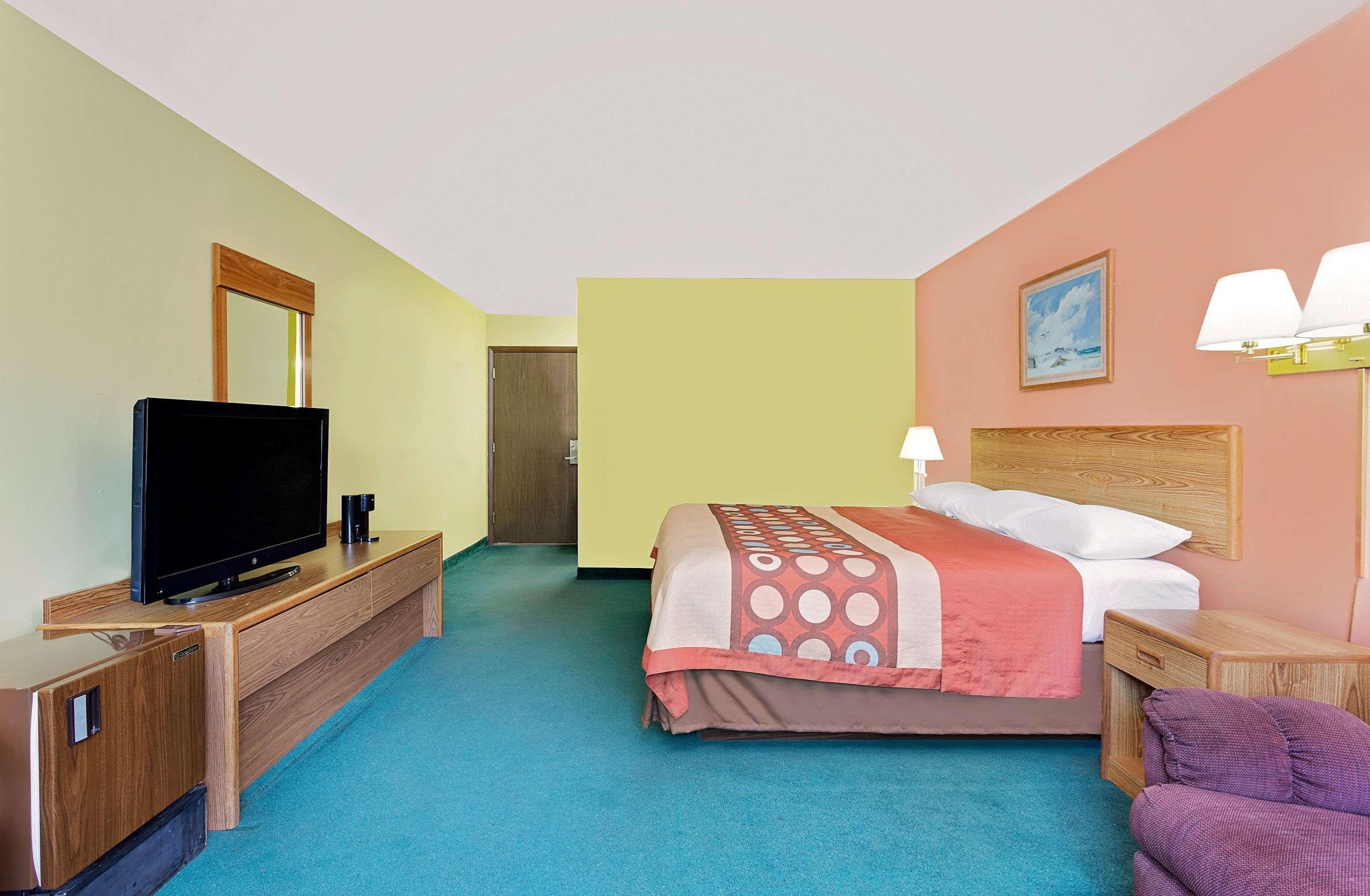 Hotel Super 8 By Wyndham Sturgeon Bay Extérieur photo