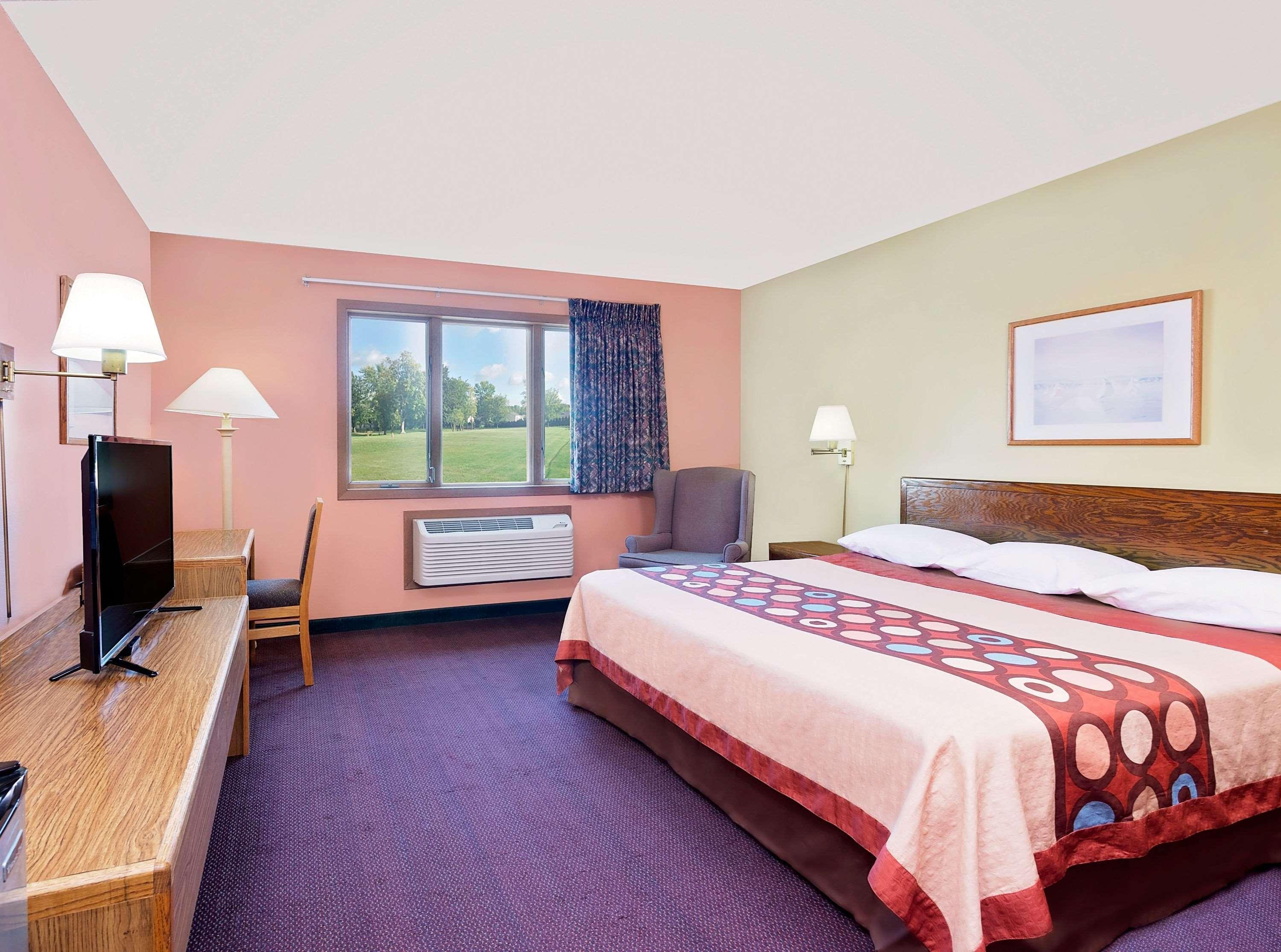 Hotel Super 8 By Wyndham Sturgeon Bay Extérieur photo