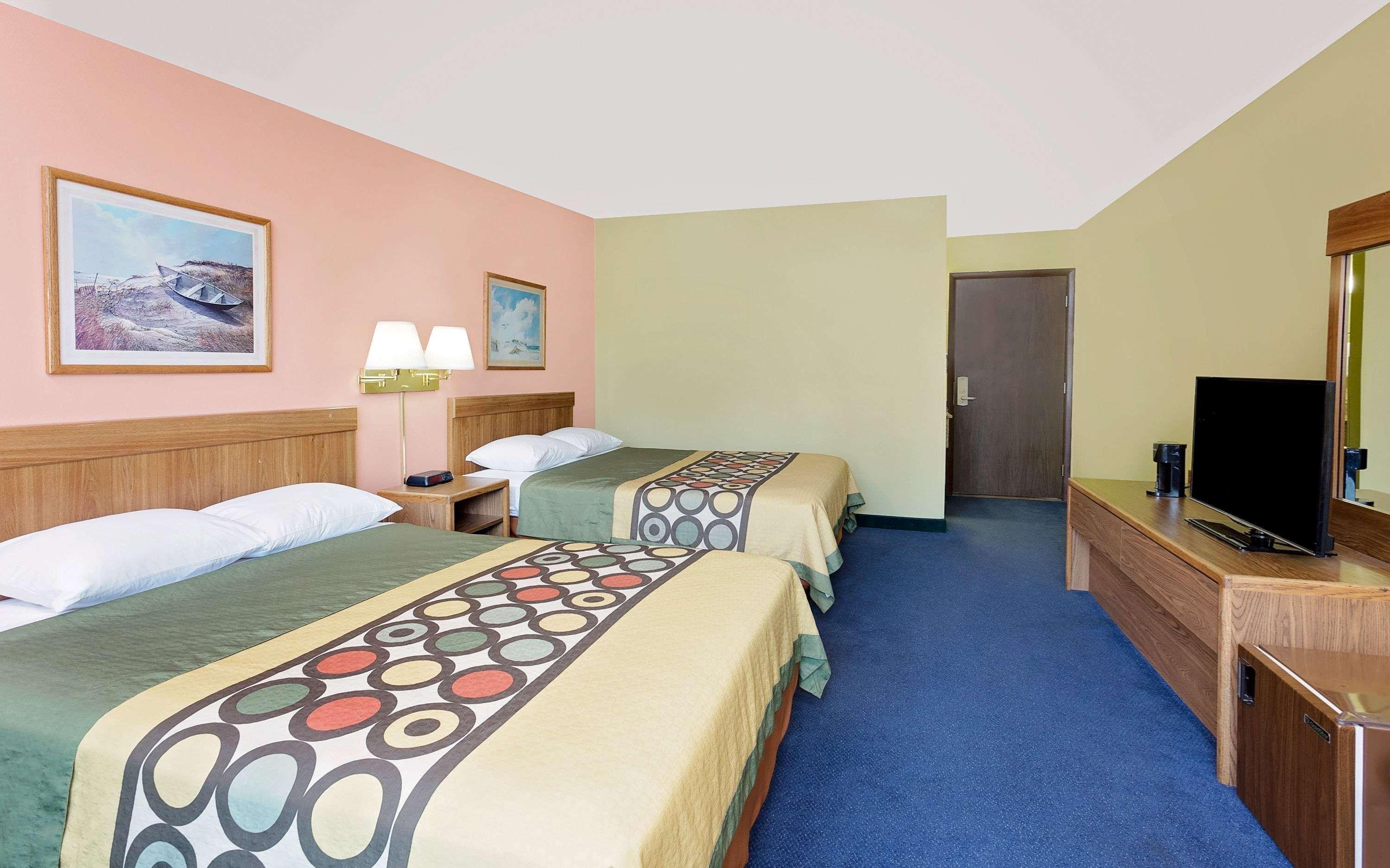 Hotel Super 8 By Wyndham Sturgeon Bay Extérieur photo